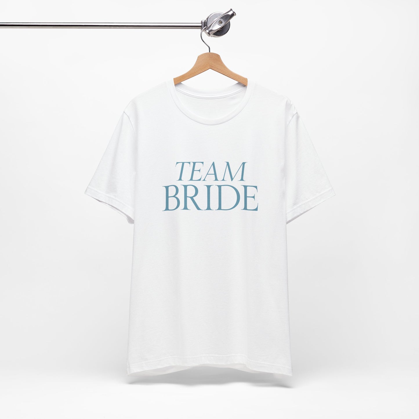 T-shirt Damigella "Team Bride" – Azzurro Ghiaccio | Collezione Elegante | Cin Cin & Co