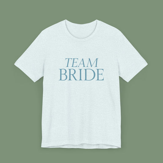 T-shirt Damigella "Team Bride" – Azzurro Ghiaccio | Collezione Elegante | Cin Cin & Co